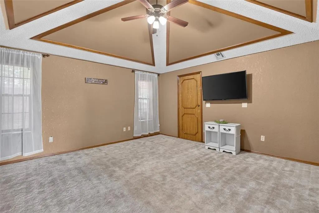 Photo 15 — 312 Wellington Lane, Moore, OK 73160