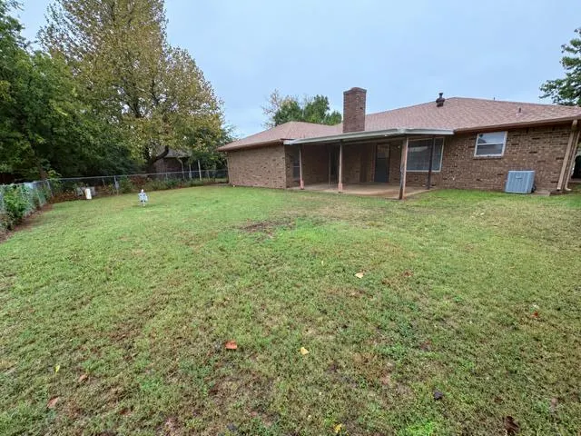 Photo 14 — 11517 Bel Air Place, Oklahoma City, OK 73120
