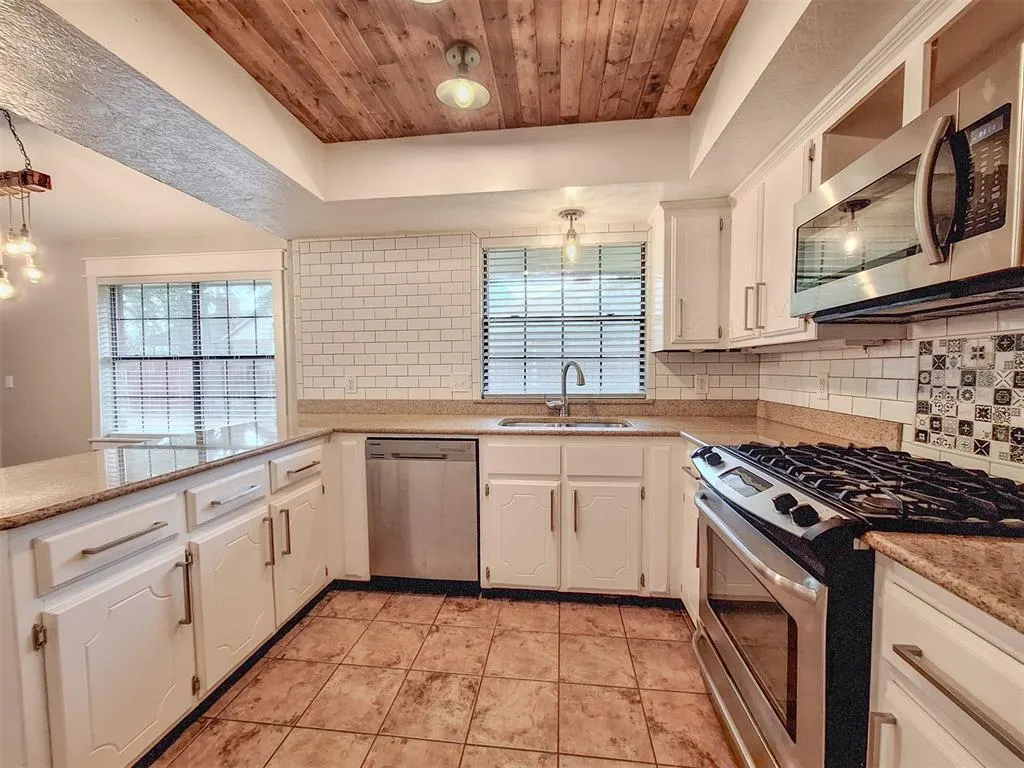 Photo 10 — 1508 Magnolia Lane, Edmond, OK 73013