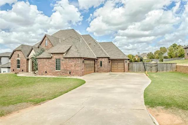 Photo 3 — 1663 NW 35th Terrace, Newcastle, OK 73065