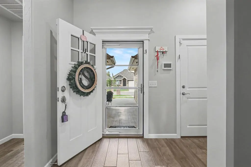 Photo 5 — 12324 SW 31st Street, Yukon, OK 73099