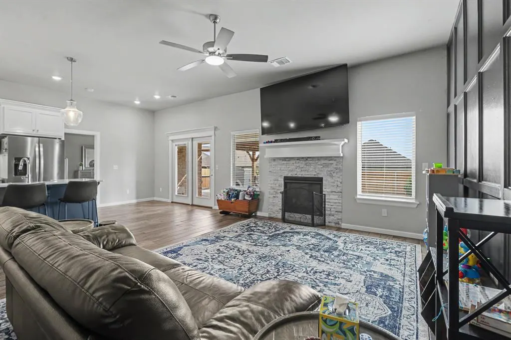 Photo 9 — 12324 SW 31st Street, Yukon, OK 73099