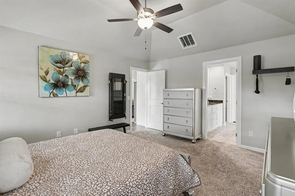 Photo 17 — 12324 SW 31st Street, Yukon, OK 73099