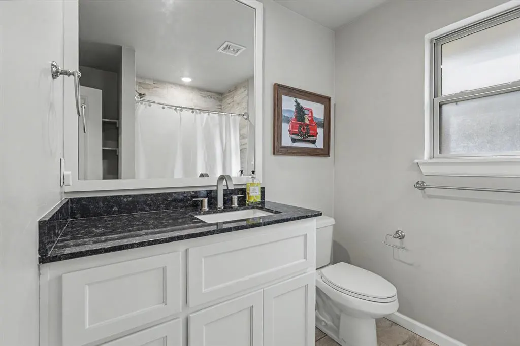 Photo 21 — 12324 SW 31st Street, Yukon, OK 73099