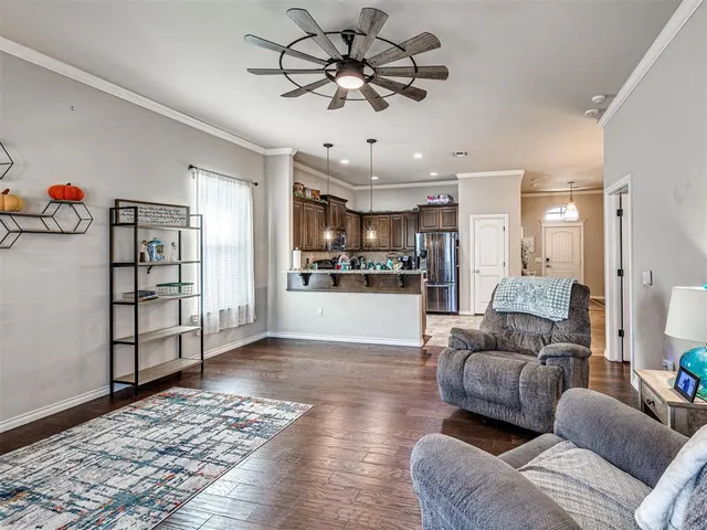 Photo 5 — 1825 Shady Lane, Edmond, OK 73003