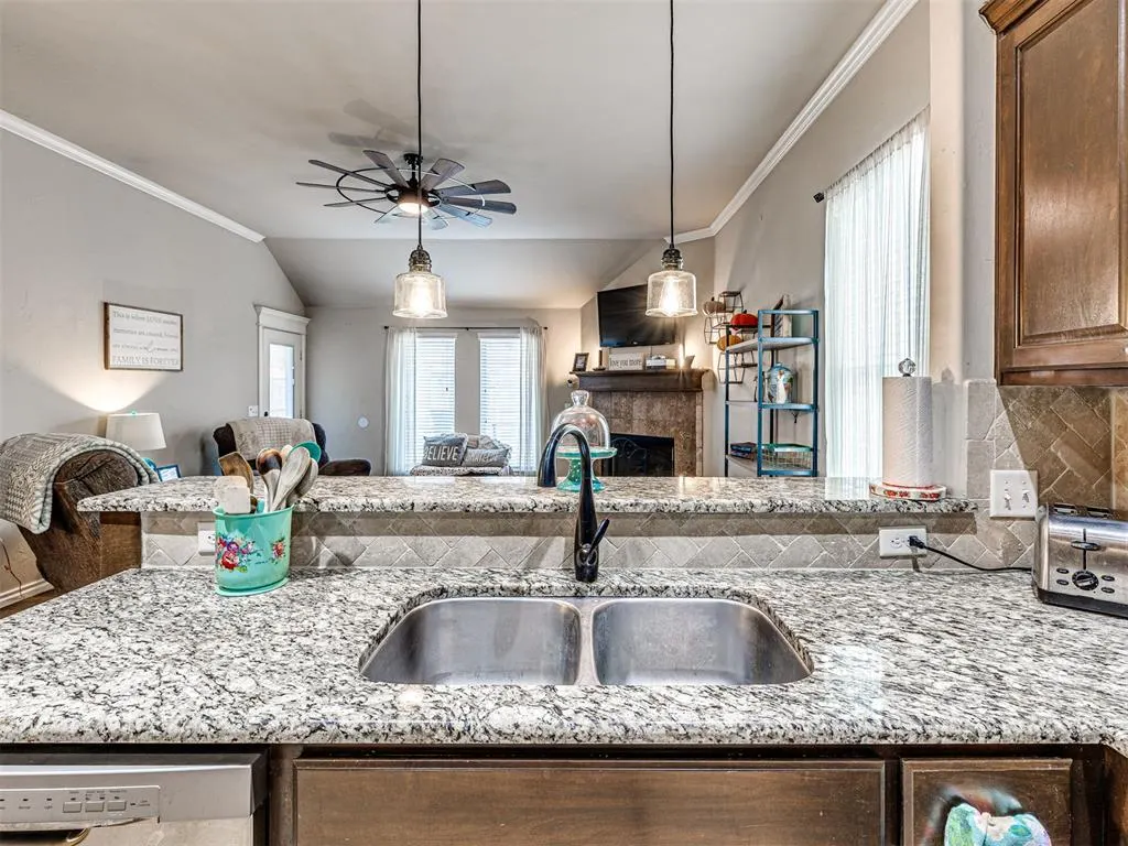 Photo 8 — 1825 Shady Lane, Edmond, OK 73003