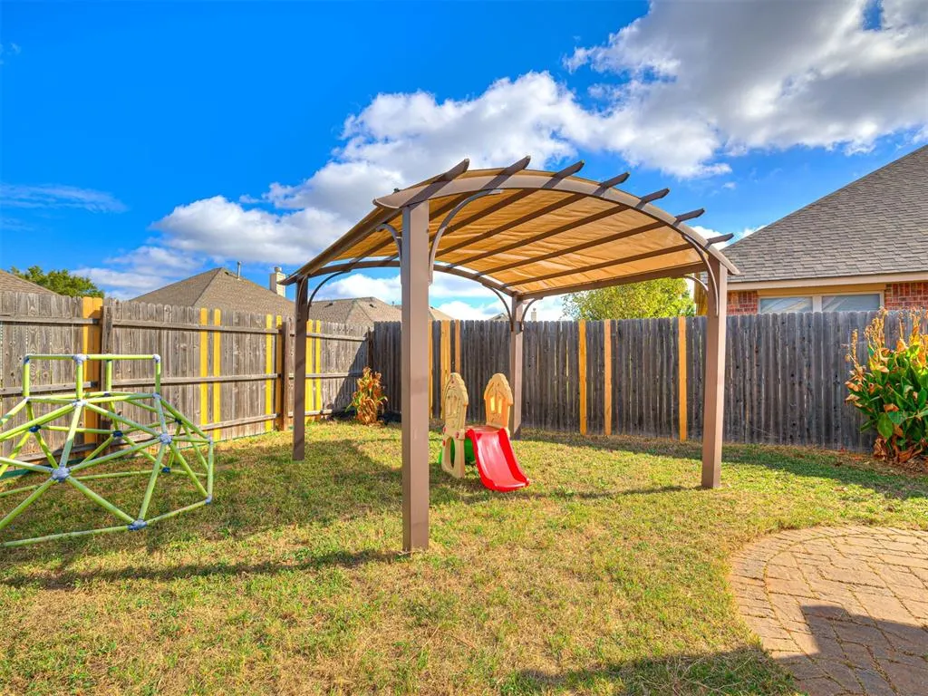 Photo 18 — 1825 Shady Lane, Edmond, OK 73003