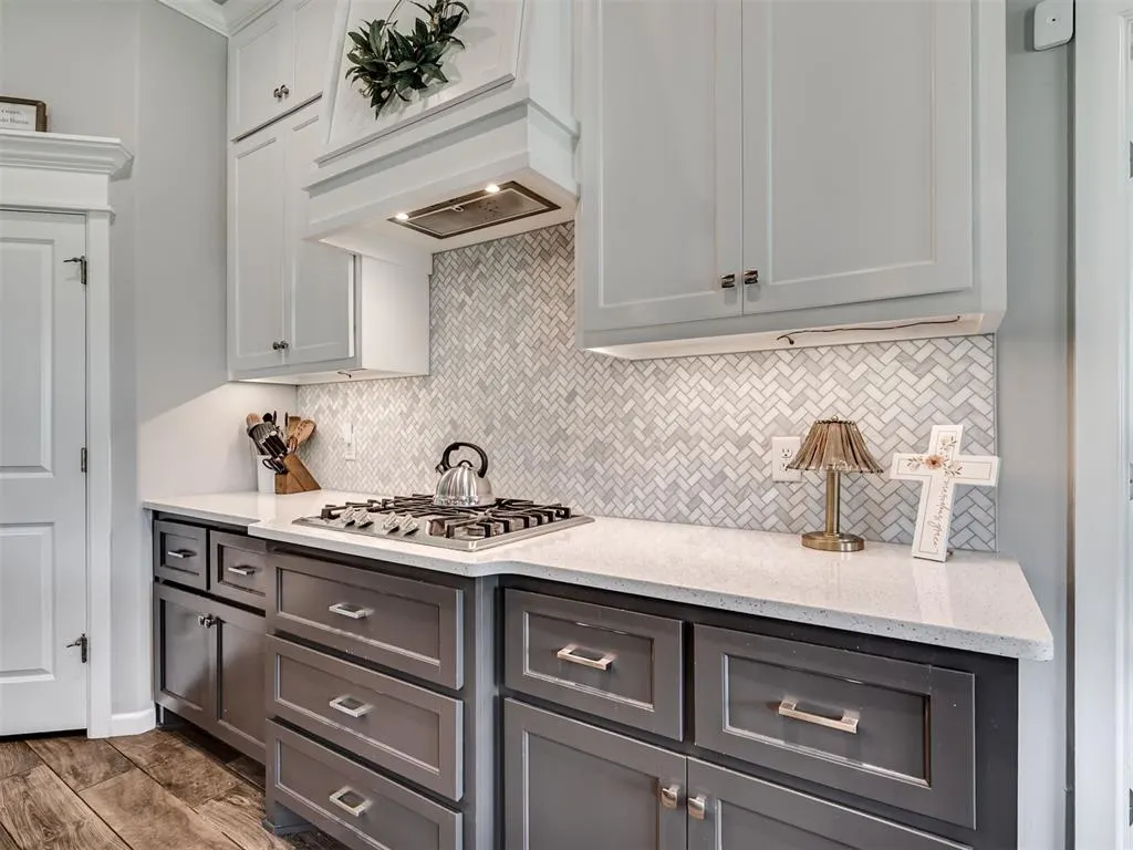 Photo 12 — 8433 Lambert Way, Edmond, OK 73034