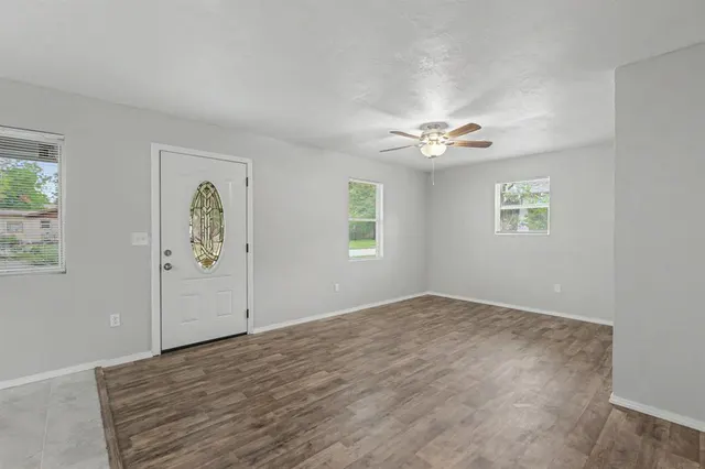 Photo 5 — 3617 NW 13th Street, Oklahoma City, OK 73107