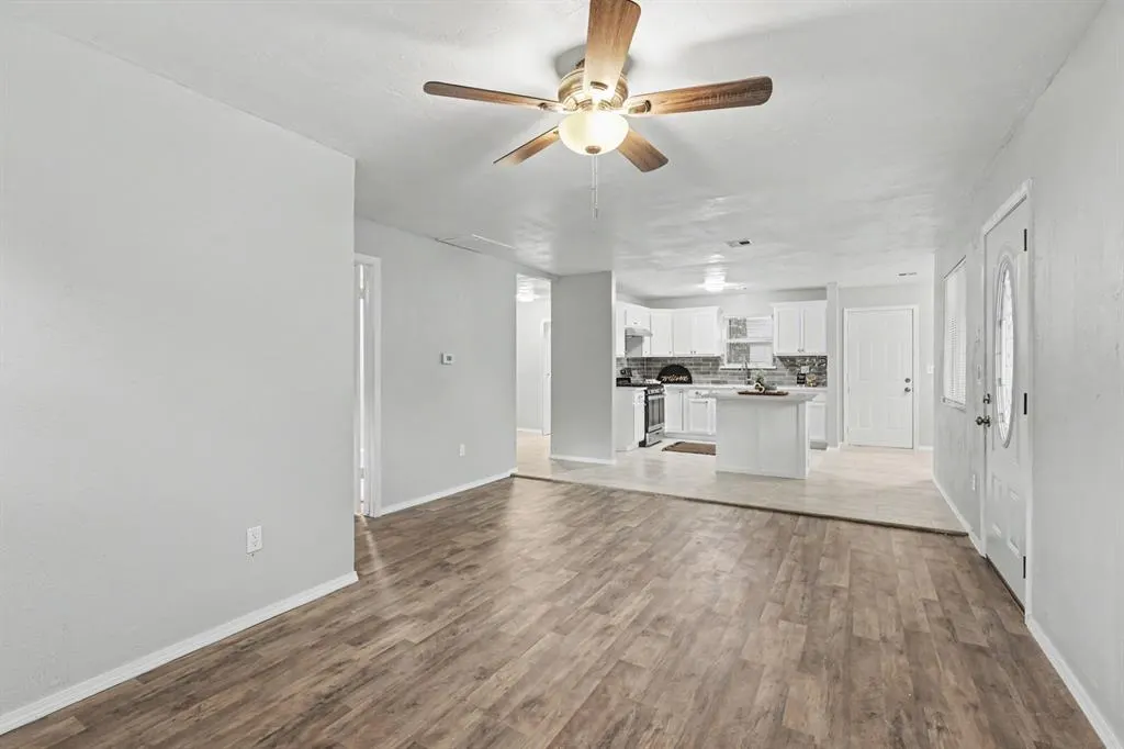 Photo 7 — 3617 NW 13th Street, Oklahoma City, OK 73107