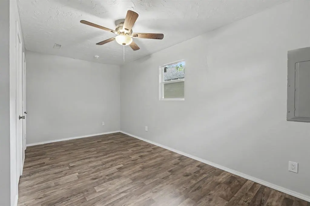 Photo 16 — 3617 NW 13th Street, Oklahoma City, OK 73107