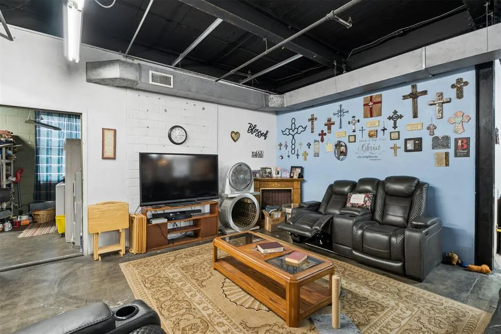 Photo 5 — 1200 W Benedict Street, Shawnee, OK 74801