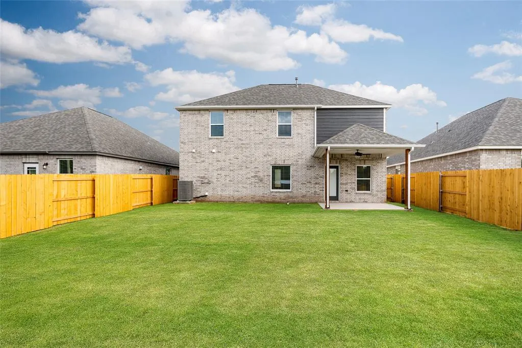 Photo 9 — 3124 Adelyn Terrace, Yukon, OK 73099