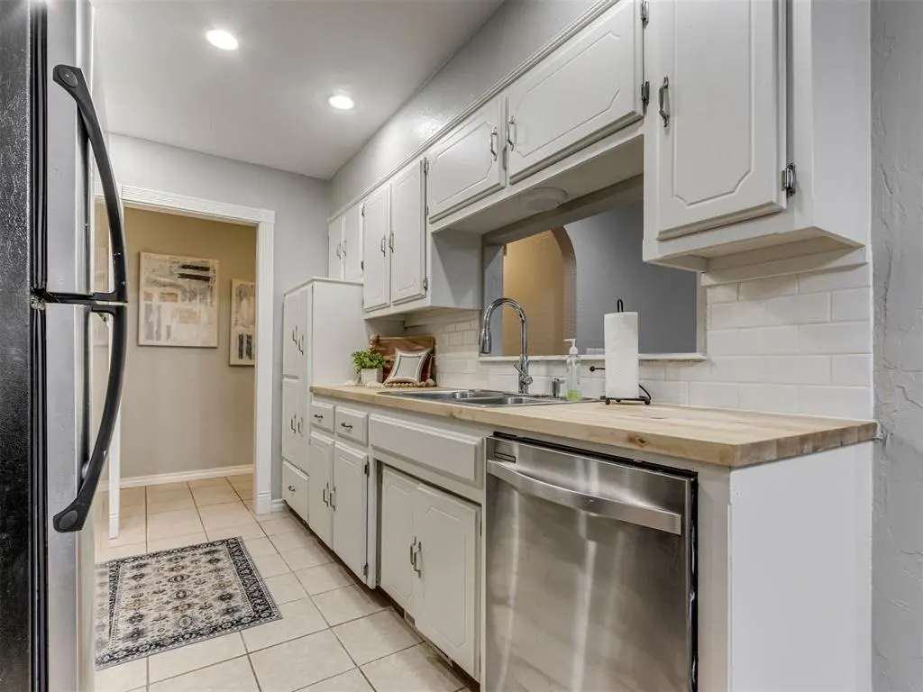 Photo 4 — 134 Chickasaw Lane, Yukon, OK 73099