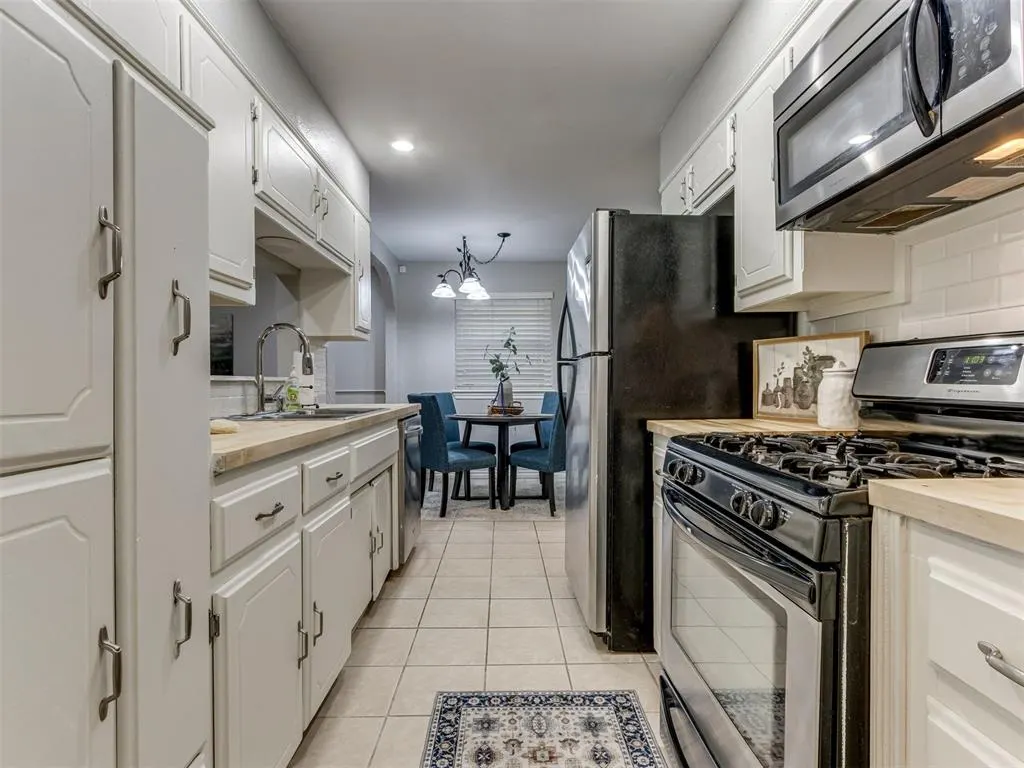 Photo 11 — 134 Chickasaw Lane, Yukon, OK 73099