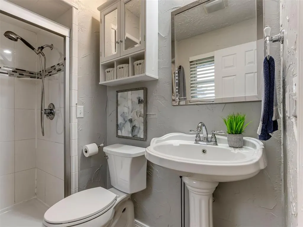 Photo 17 — 134 Chickasaw Lane, Yukon, OK 73099