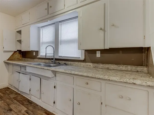 Photo 5 — 1609 NE 18th Street, Oklahoma City, OK 73111