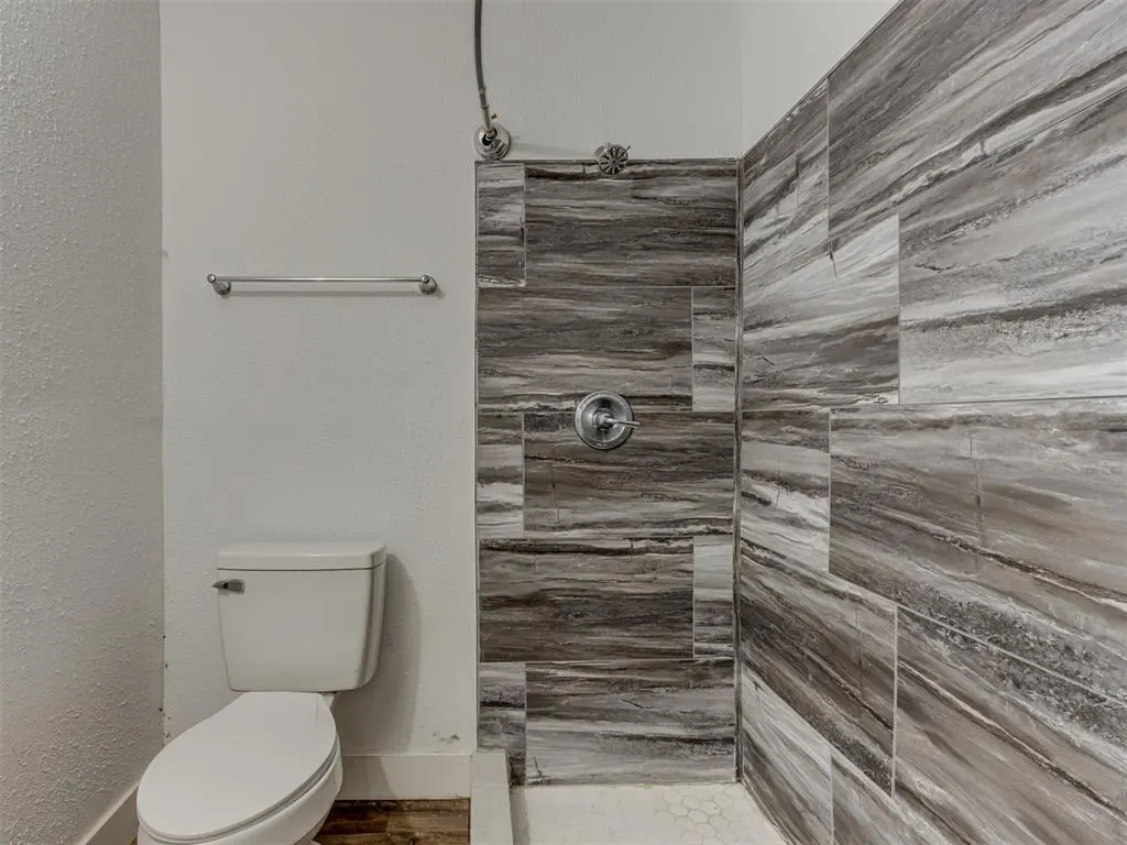 Photo 10 — 1609 NE 18th Street, Oklahoma City, OK 73111