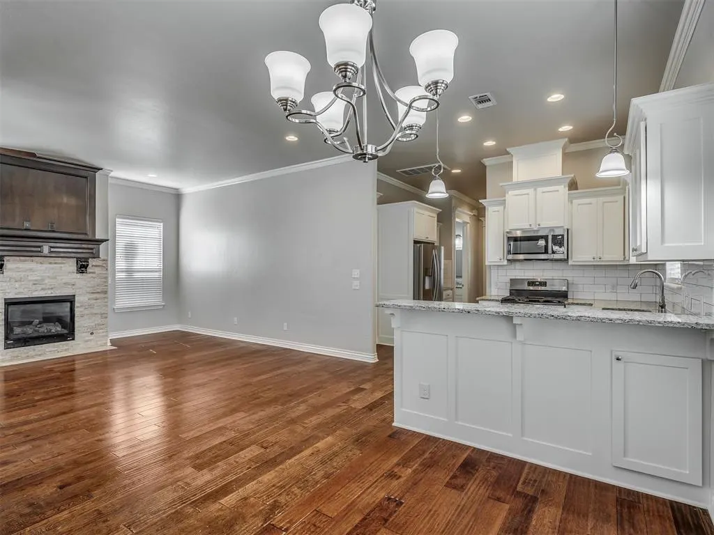 Photo 11 — 120 Rue De Montserrat, Norman, OK 73071