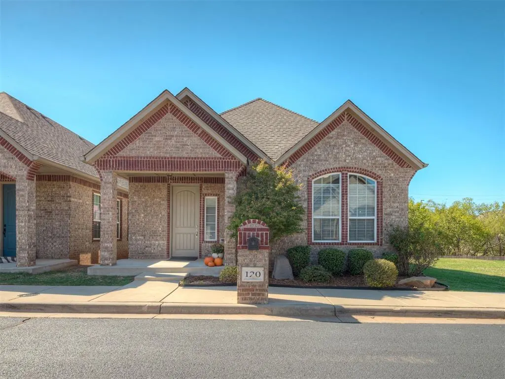 Photo 48 — 120 Rue De Montserrat, Norman, OK 73071