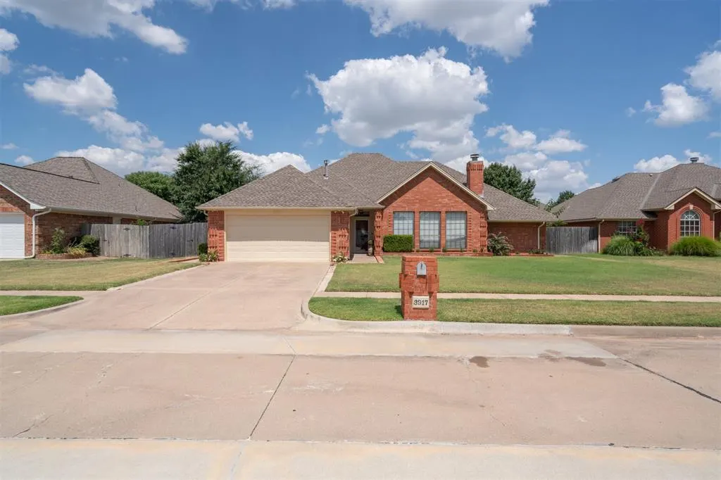 Photo 3 — 3917 Nicole Circle, Norman, OK 73072