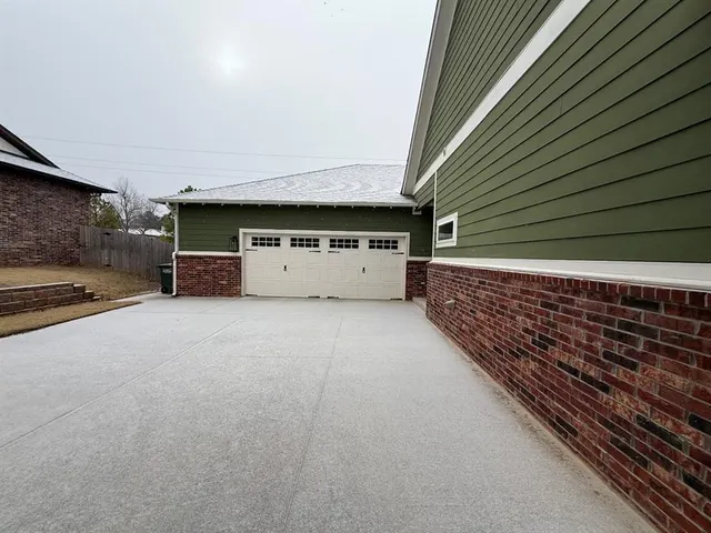 Photo 4 — 3600 Pavilion Place, Edmond, OK 73034