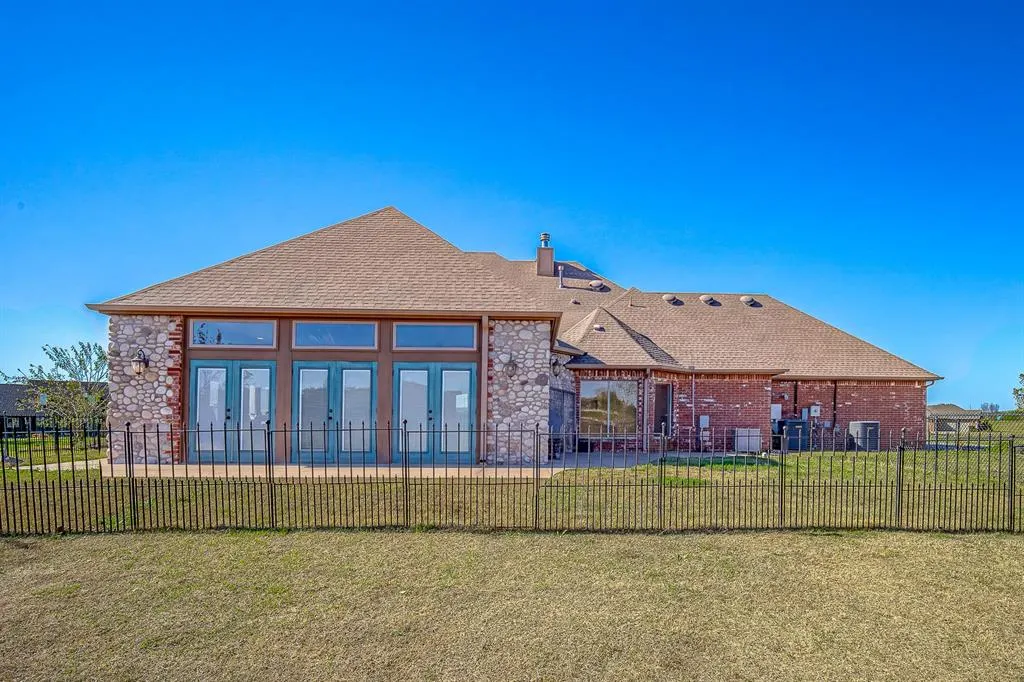 Photo 23 — 4401 Shoreline Drive, Norman, OK 73026