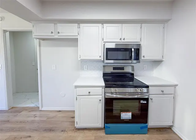 Photo 5 — 8813 Rambling Road, Oklahoma City, OK 73132