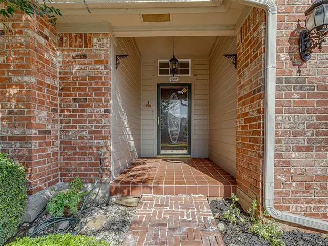 Photo 3 — 6901 NW 133rd Terrace, Oklahoma City, OK 73142