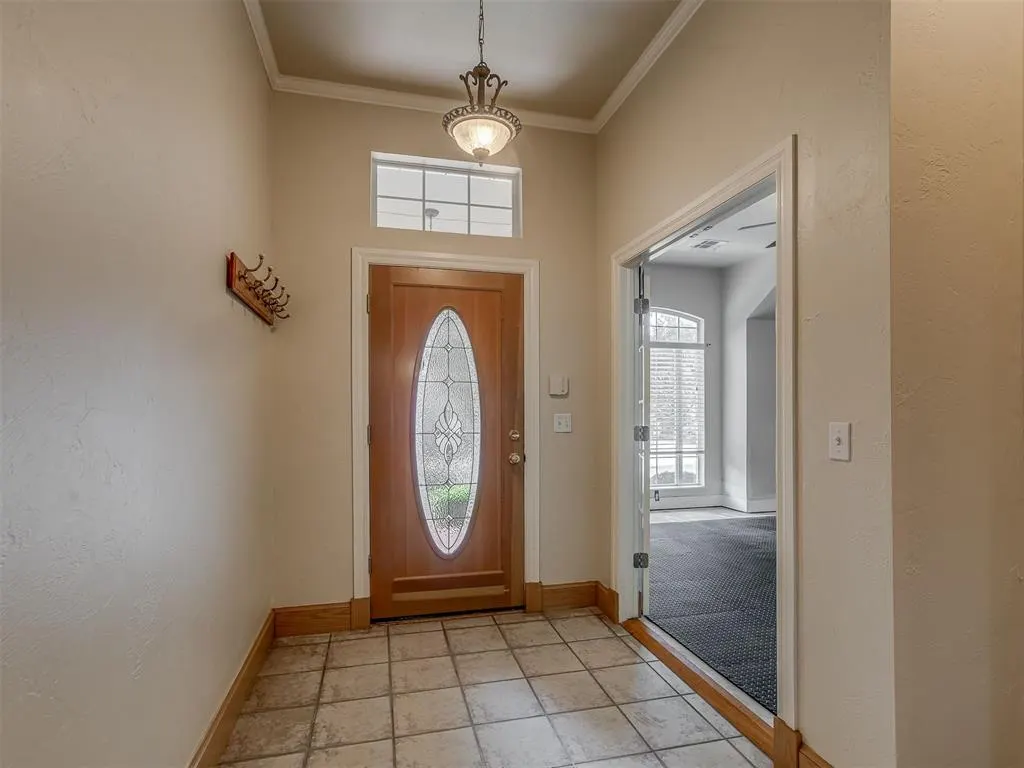 Photo 4 — 6901 NW 133rd Terrace, Oklahoma City, OK 73142