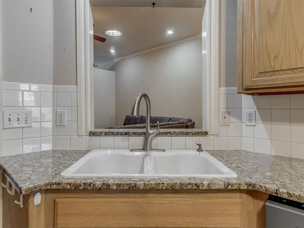 Photo 12 — 6901 NW 133rd Terrace, Oklahoma City, OK 73142