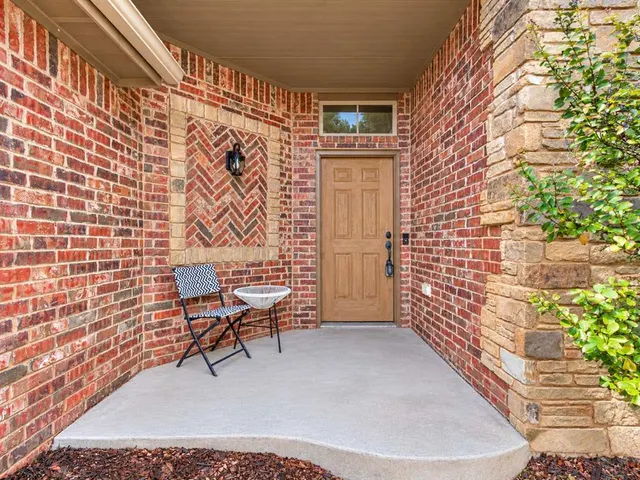 Photo 6 — 19128 Summer Grove Avenue, Edmond, OK 73012