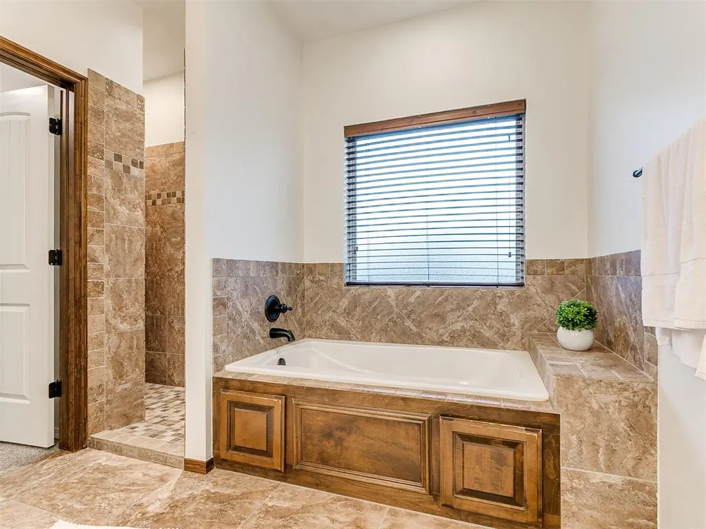 Photo 25 — 19128 Summer Grove Avenue, Edmond, OK 73012