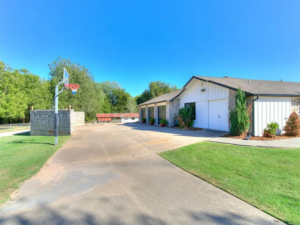 Photo 49 — 14100 N Frisco Road, Piedmont, OK 73078