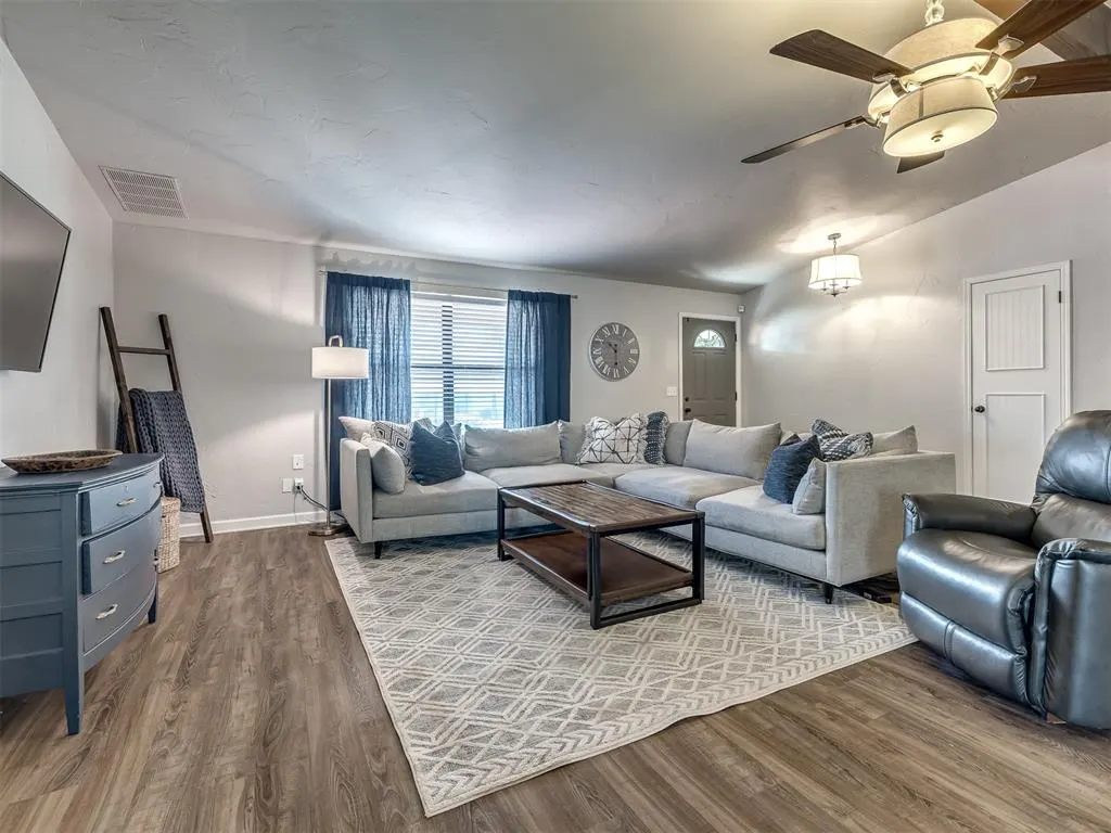 Photo 8 — 13109 Silver Eagle Trail, Edmond, OK 73013