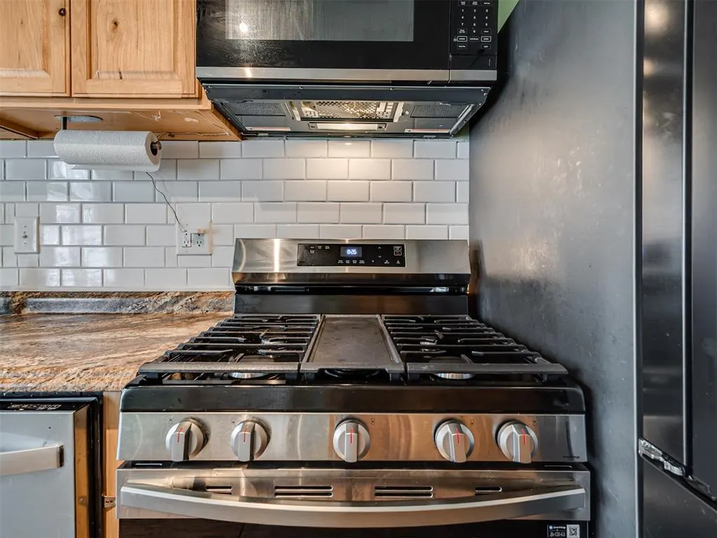 Photo 12 — 211 W Dale Street, Norman, OK 73069