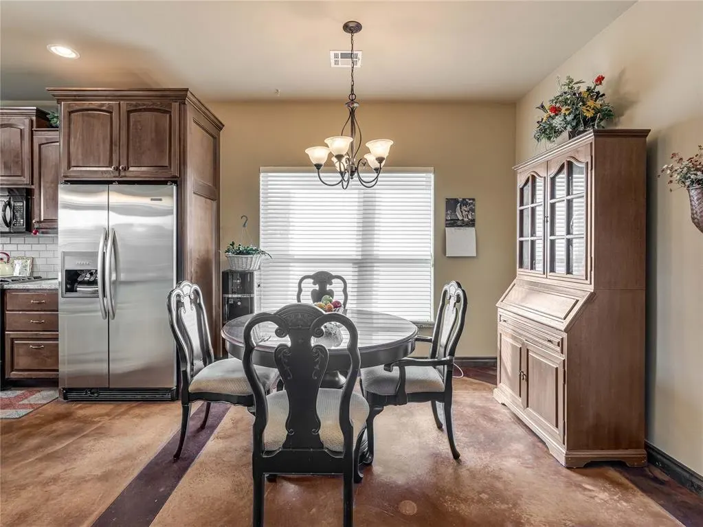 Photo 15 — 13108 Rock Meadows Circle, Oklahoma City, OK 73142