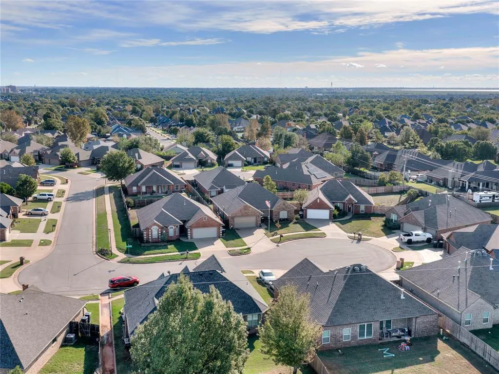 Photo 37 — 13108 Rock Meadows Circle, Oklahoma City, OK 73142