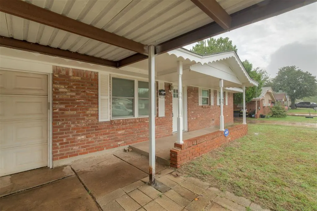 Photo 26 — 940 N Bradley Avenue, Oklahoma City, OK 73127