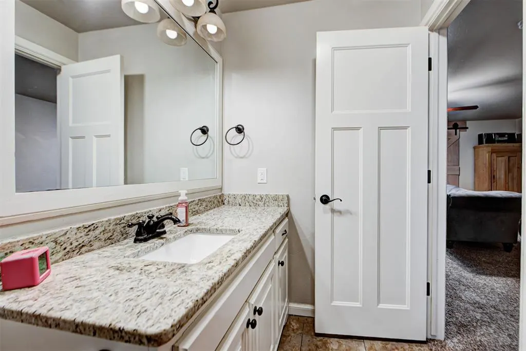 Photo 46 — 19004 Barnstable Court, Edmond, OK 73012