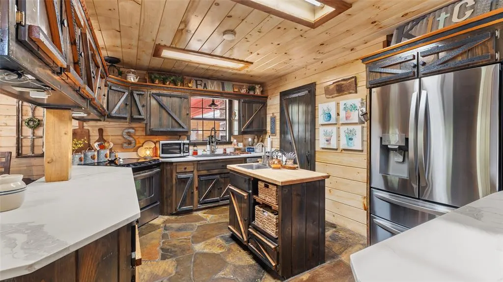 Photo 12 — 263 Orca Road, Broken Bow, OK 74728
