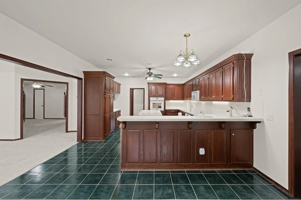 Photo 9 — 19417 Yearling Way, Edmond, OK 73012