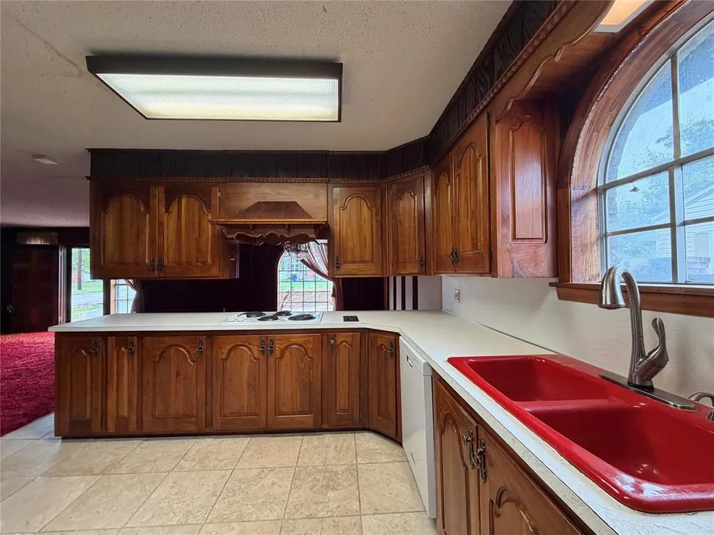 Photo 12 — 1329 Eureka Street, Seminole, OK 74868