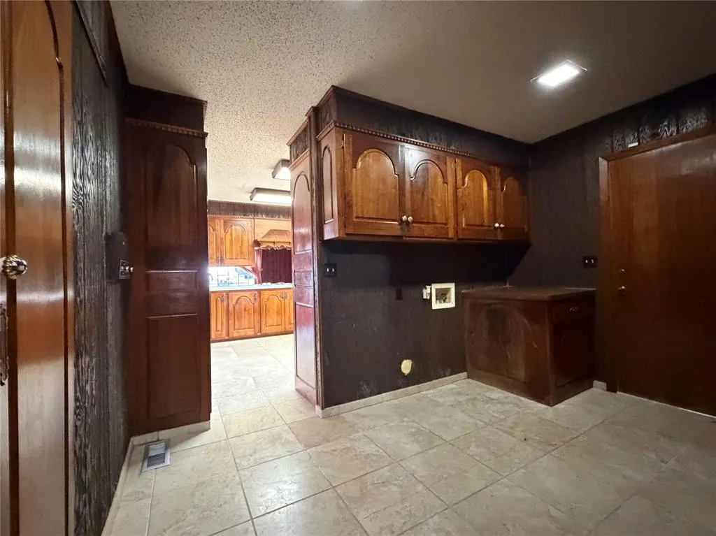Photo 37 — 1329 Eureka Street, Seminole, OK 74868