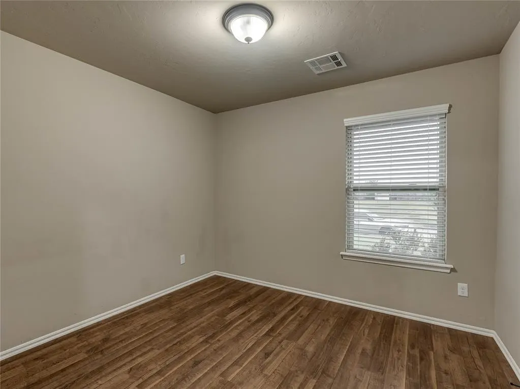 Photo 26 — 604 Heather Lane, Moore, OK 73160