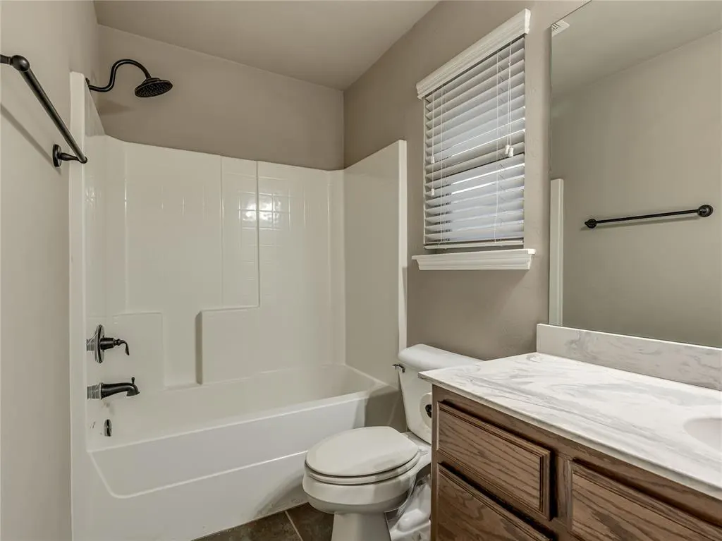 Photo 31 — 604 Heather Lane, Moore, OK 73160