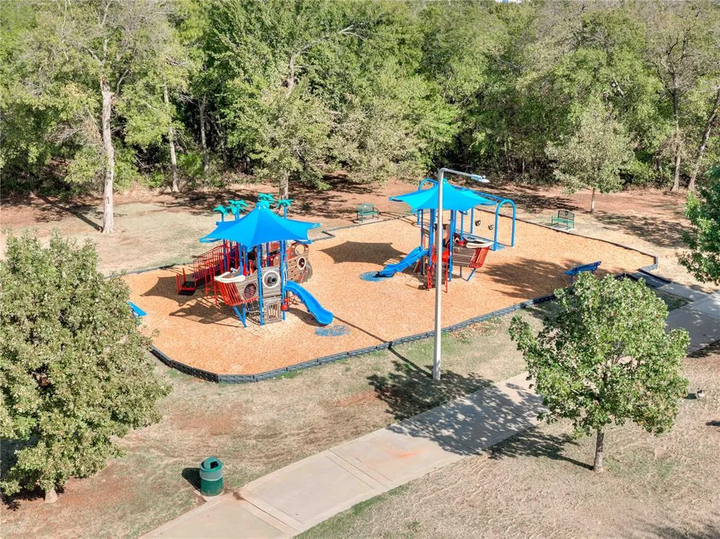 Photo 41 — 604 Heather Lane, Moore, OK 73160