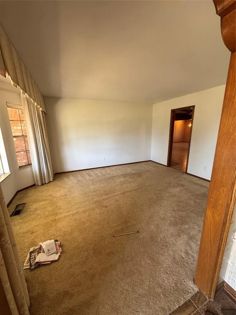 Photo 3 — 3640 Sunvalley Drive, Midwest City, OK 73110