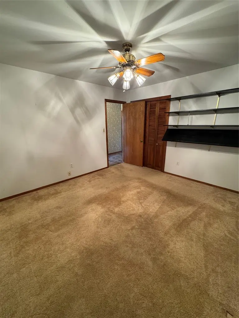 Photo 8 — 3640 Sunvalley Drive, Midwest City, OK 73110