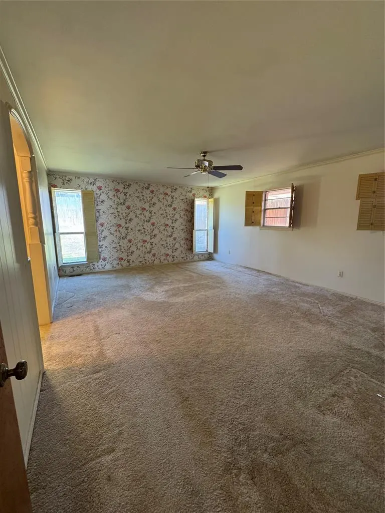 Photo 18 — 3640 Sunvalley Drive, Midwest City, OK 73110